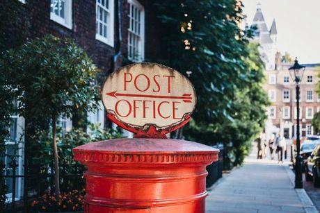 An image of a Post Office sign.