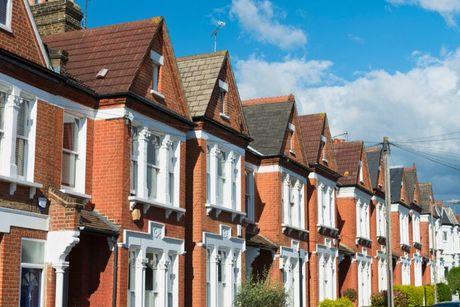 Image of houses in a typical UK neighbourhood